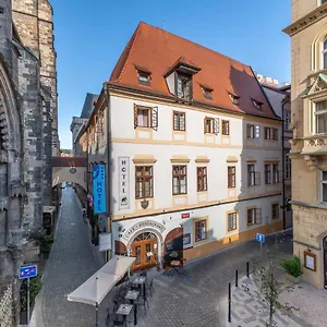 Cerny Slon 4*, Prága Csehország