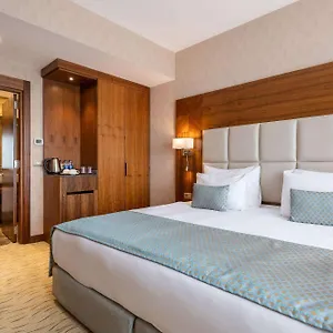 clarion-hotel-istanbul-mahmutbey.istanbul-turkeyhotels.com/