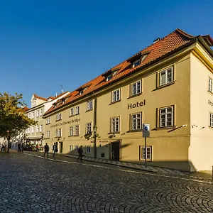 Archibald At The Charles Bridge Прага