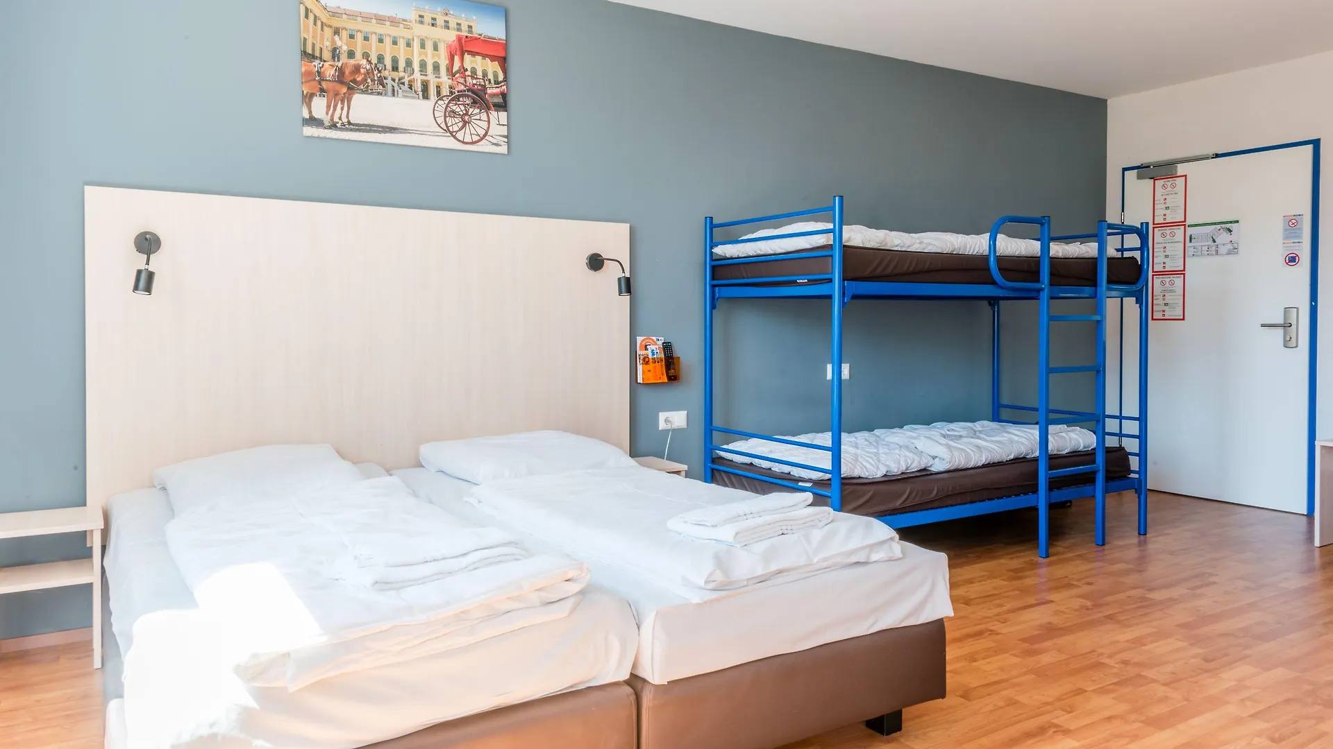 A&O Wien Hauptbahnhof וינה